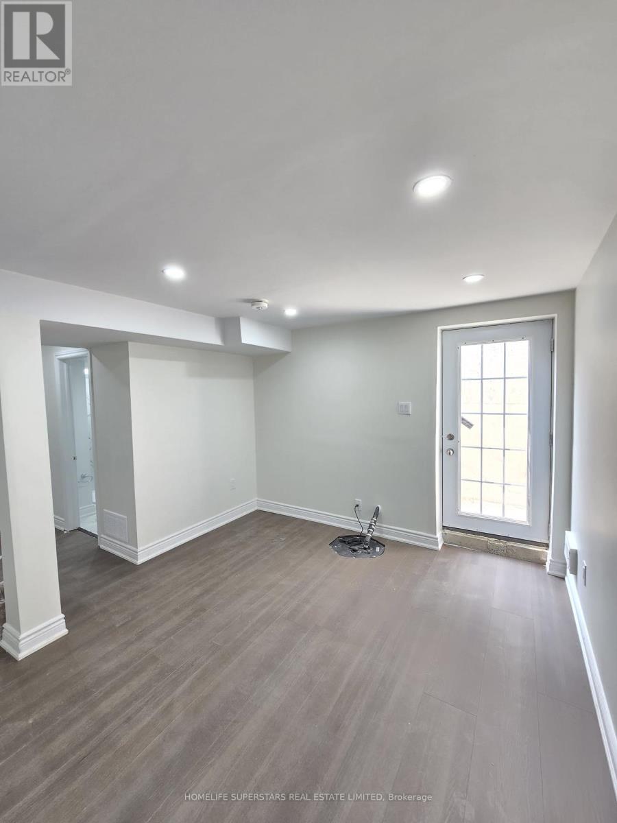 17 Heatherside Court, Brampton, Ontario  L6S 1N9 - Photo 22 - W12427916