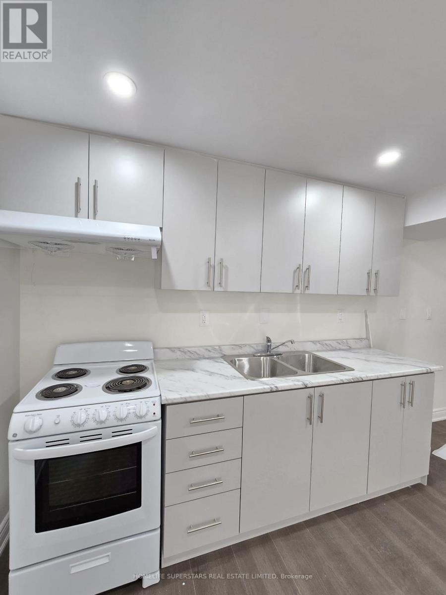 17 Heatherside Court, Brampton, Ontario  L6S 1N9 - Photo 23 - W12427916