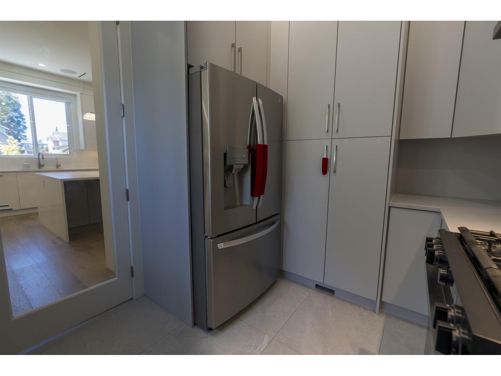 937 160b Street, Surrey, British Columbia  V4A 9A7 - Photo 12 - R3020834