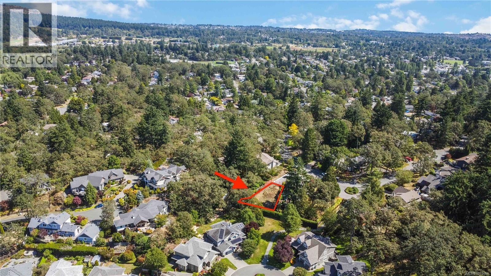929 Woodhall Dr, Saanich, British Columbia