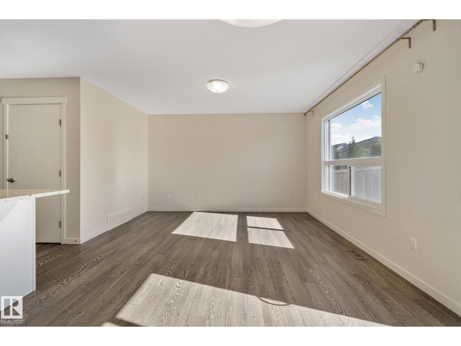 17629 7a Av Sw, Edmonton, Alberta  T6W 2W1 - Photo 10 - E4459594
