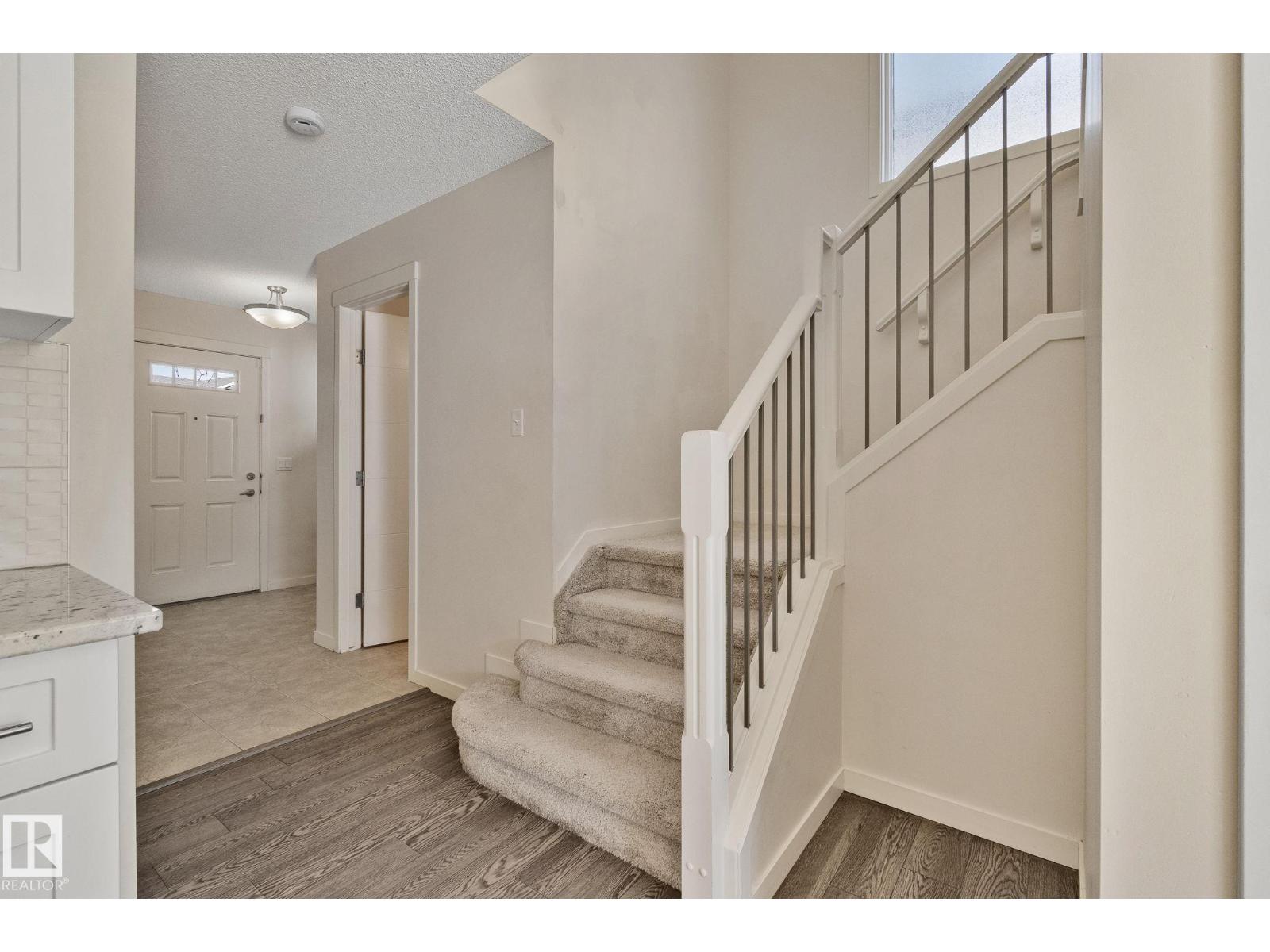 17629 7a Av Sw, Edmonton, Alberta  T6W 2W1 - Photo 11 - E4459594