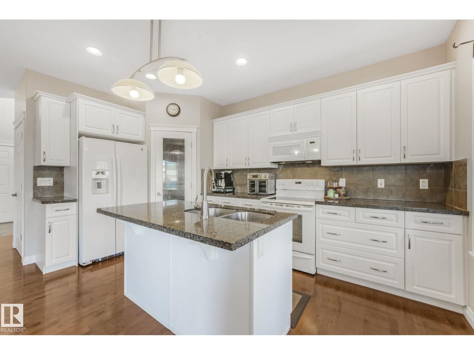 209 Silverstone Cr, Stony Plain, Alberta  T7Z 0E8 - Photo 11 - E4459595