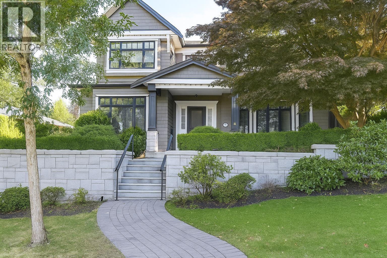 2069 W 28TH AVENUE, Vancouver, British Columbia
