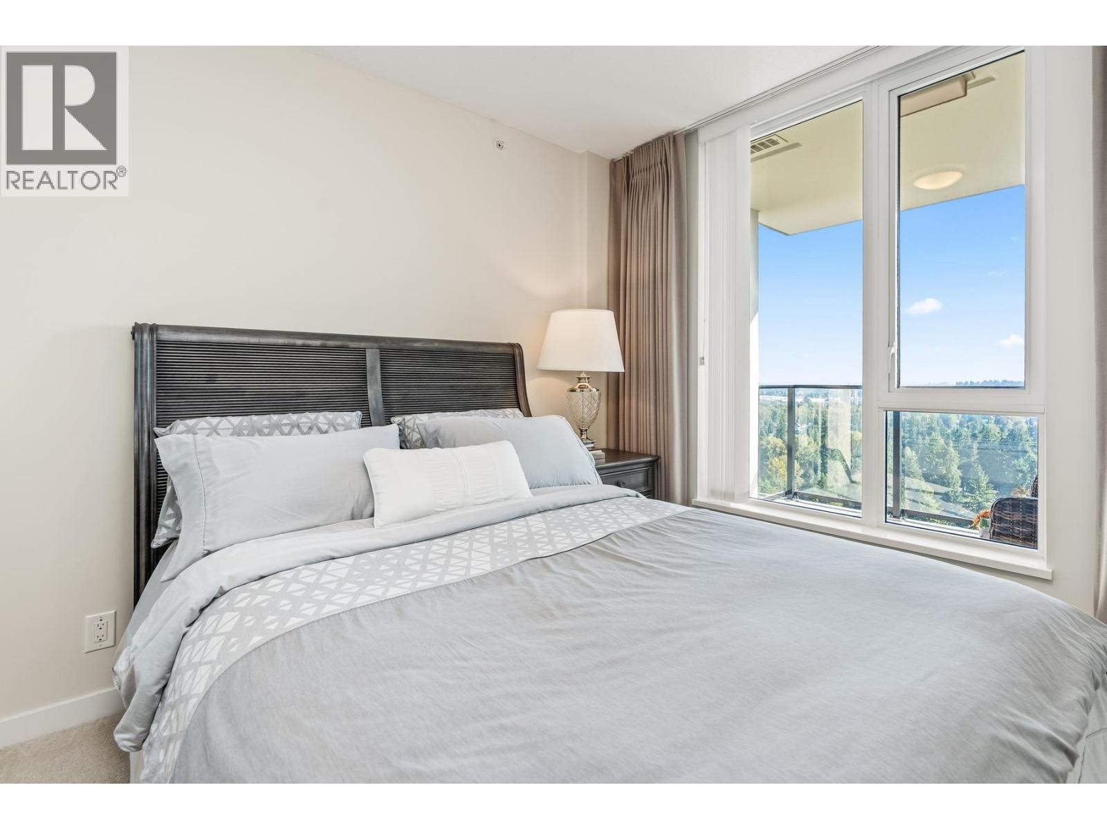 2401 3100 Windsor Gate, Coquitlam, British Columbia  V3B 0P3 - Photo 10 - R3052440