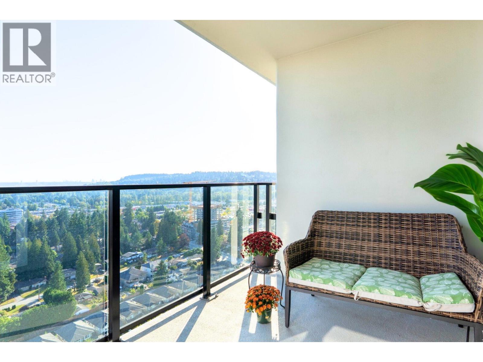 2401 3100 Windsor Gate, Coquitlam, British Columbia  V3B 0P3 - Photo 9 - R3052440