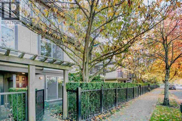 14 6300 ALDER STREET, Richmond, British Columbia