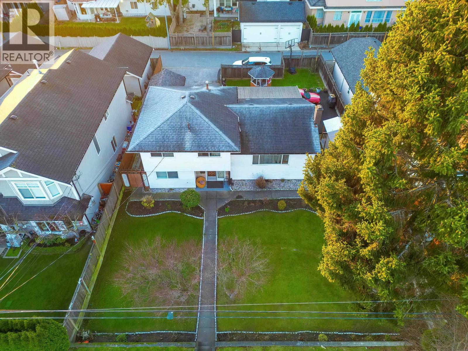 9211 NO. 1 ROAD, Richmond, British Columbia