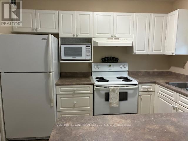 10 Reynolds Place W, Prince Edward County (Wellington Ward), Ontario  K0K 3L0 - Photo 12 - X12426495