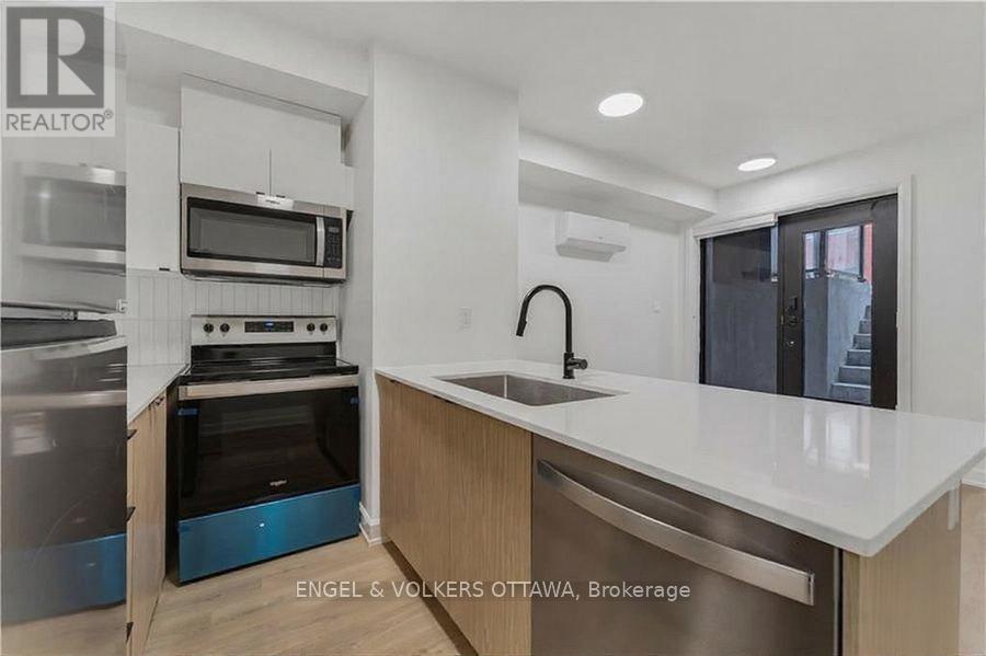 1 - 4 Monk Street, Ottawa, Ontario  K1S 3Y5 - Photo 6 - X12427869