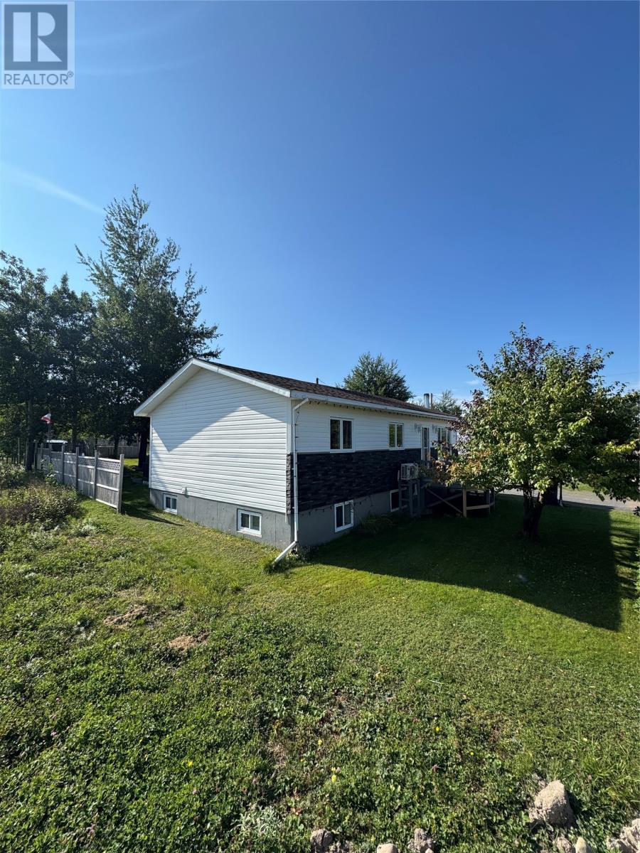 163 Commonwealth Drive, Botwood, Newfoundland & Labrador  A0H 1E0 - Photo 2 - 1290826