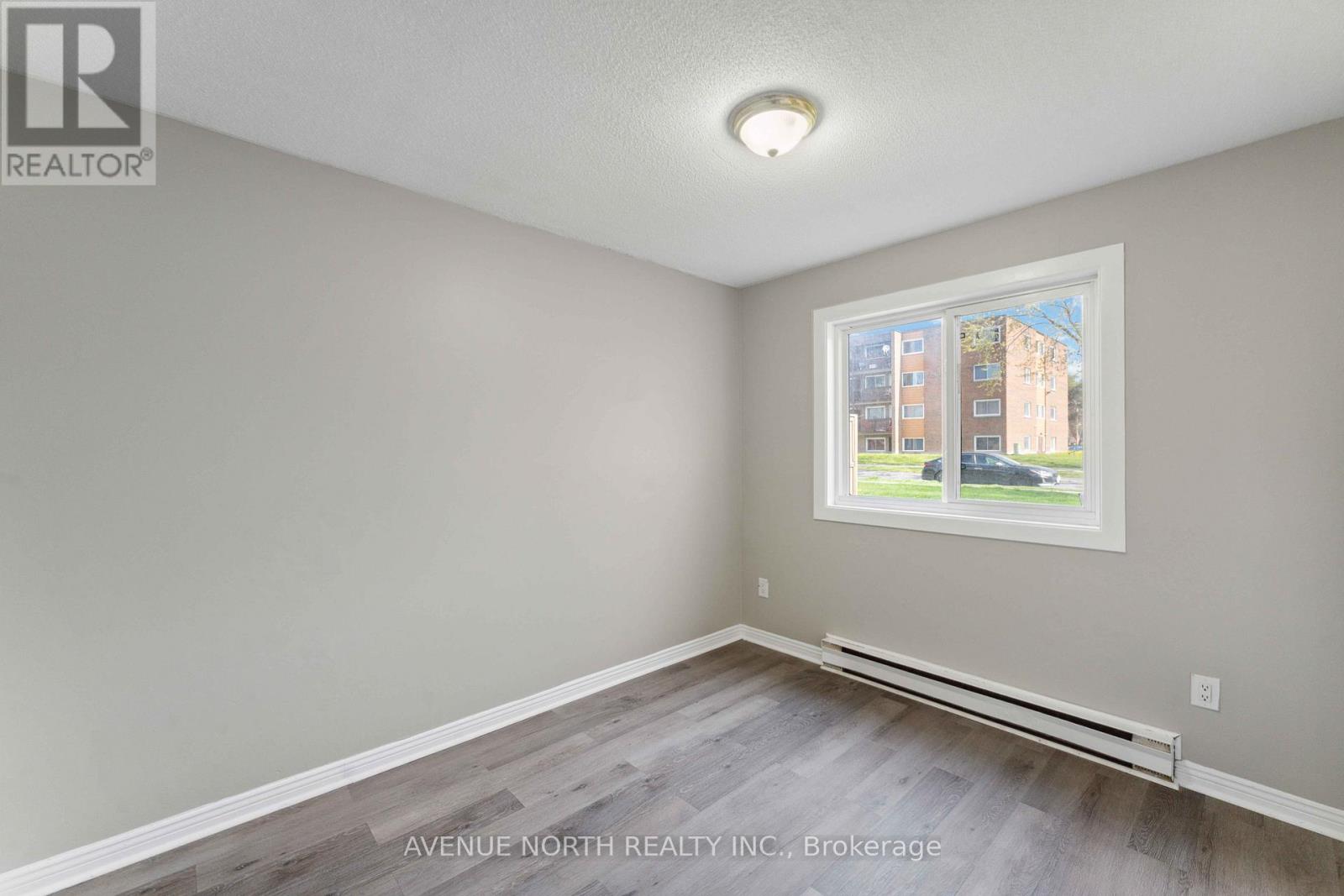 34j - 1958 Jasmine Crescent, Ottawa, Ontario  K1J 7W1 - Photo 24 - X12427932