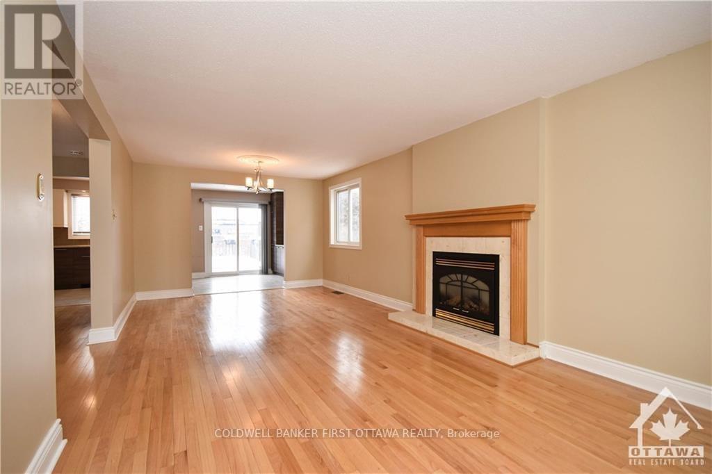 1883 Des Prairies Avenue, Ottawa, Ontario  K1E 2R5 - Photo 5 - X12427935