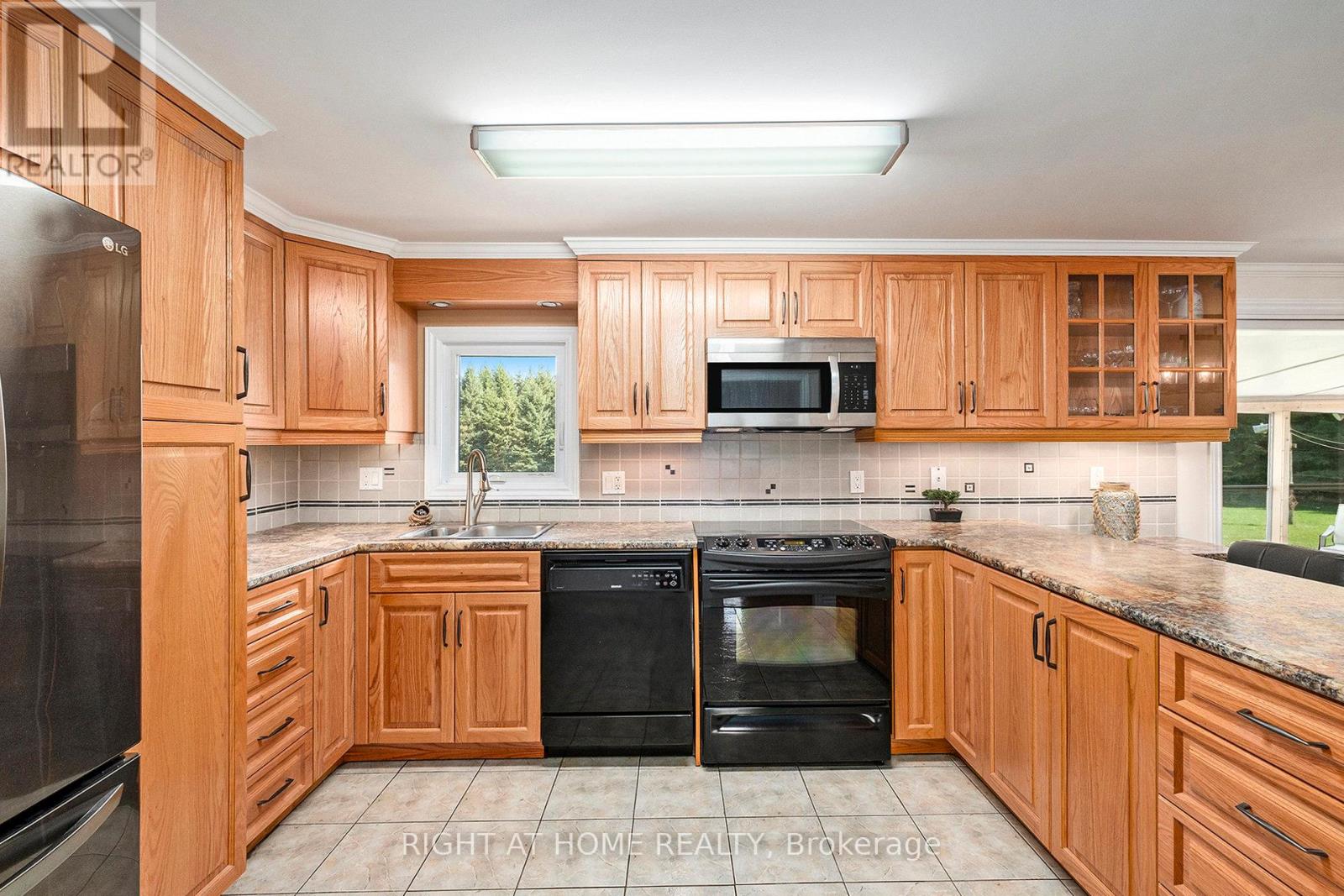 3005 Stagecoach Road, Ottawa, Ontario  K0A 2W0 - Photo 11 - X12427942