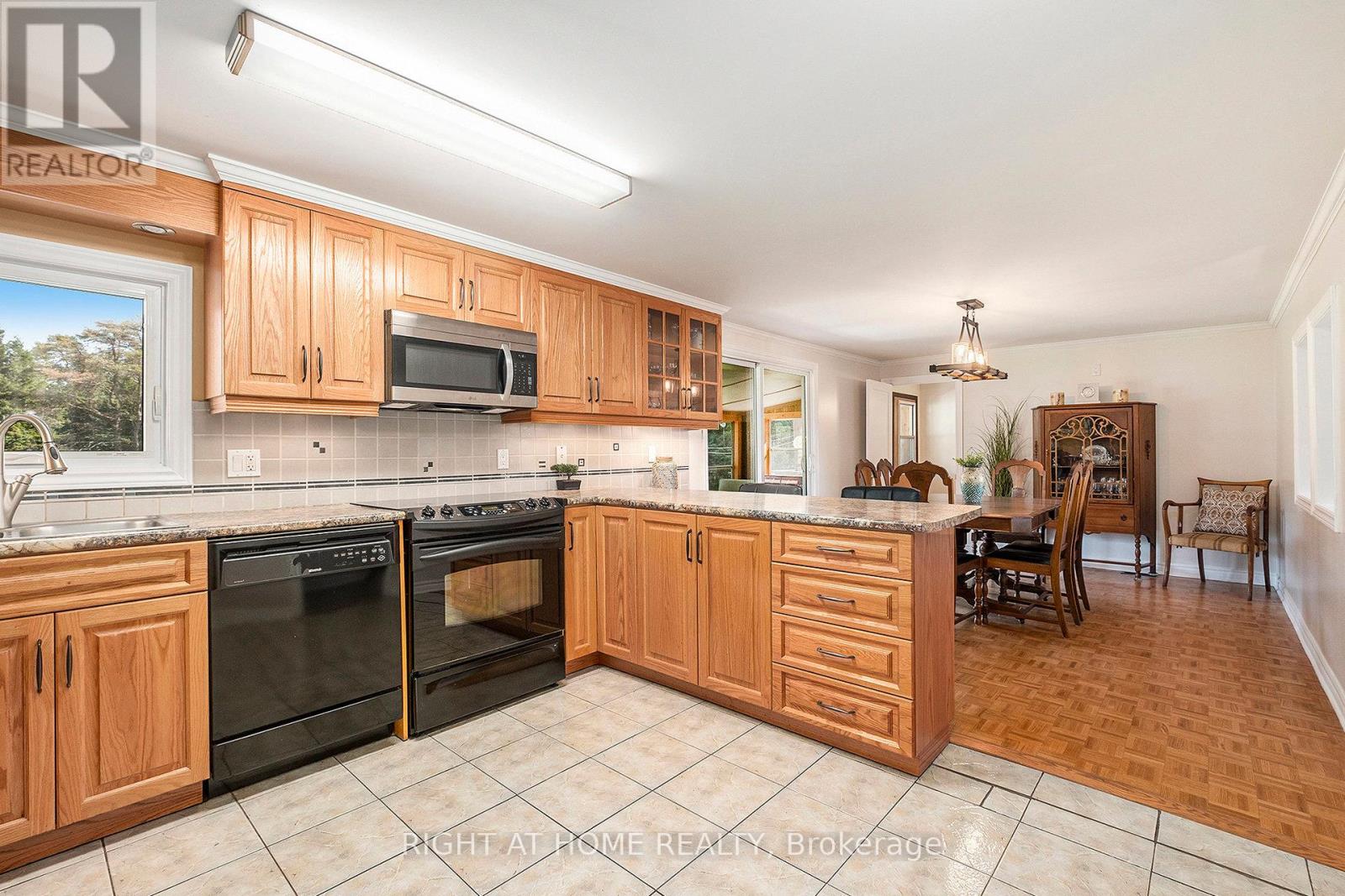 3005 Stagecoach Road, Ottawa, Ontario  K0A 2W0 - Photo 12 - X12427942