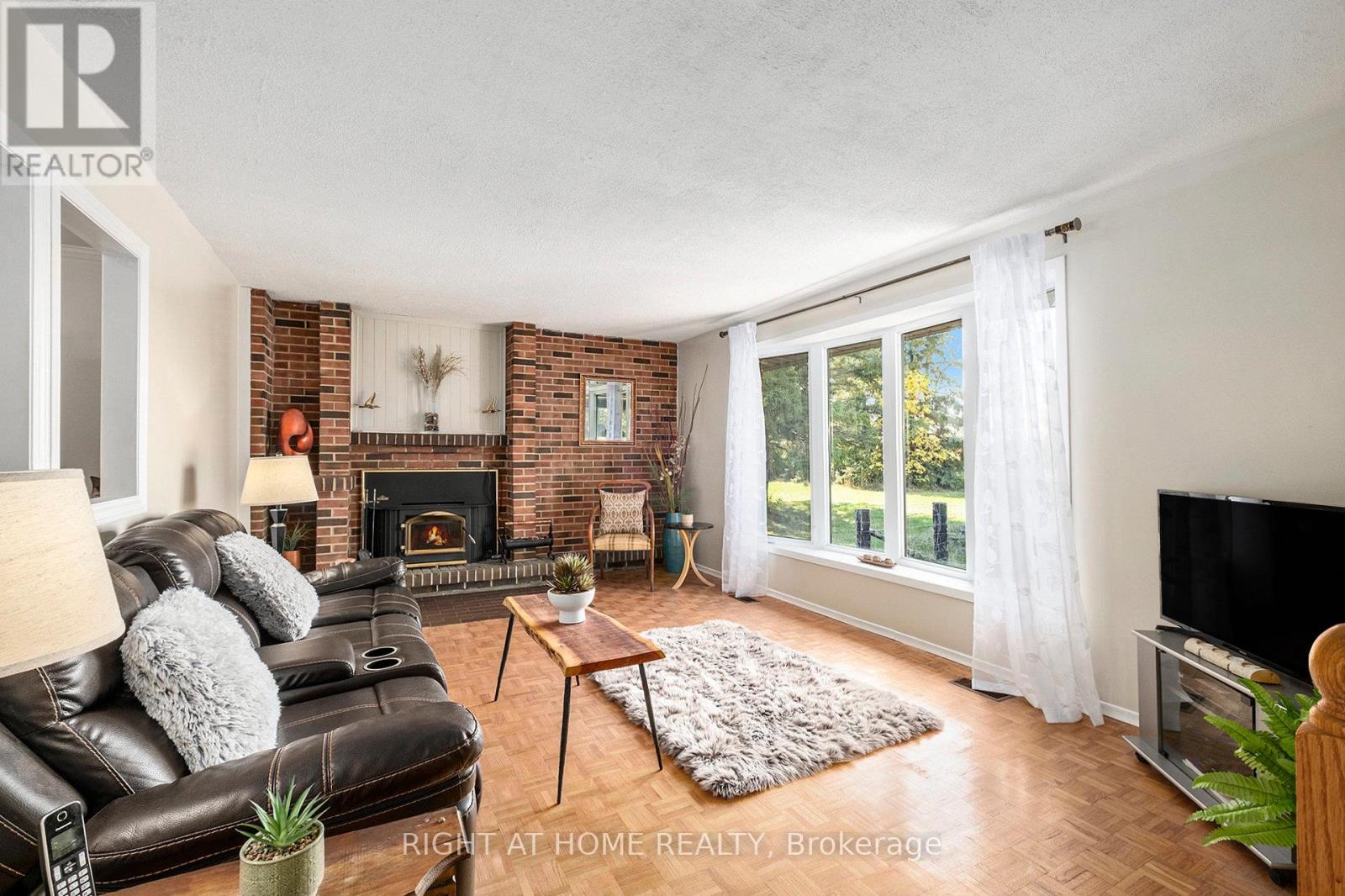 3005 Stagecoach Road, Ottawa, Ontario  K0A 2W0 - Photo 5 - X12427942