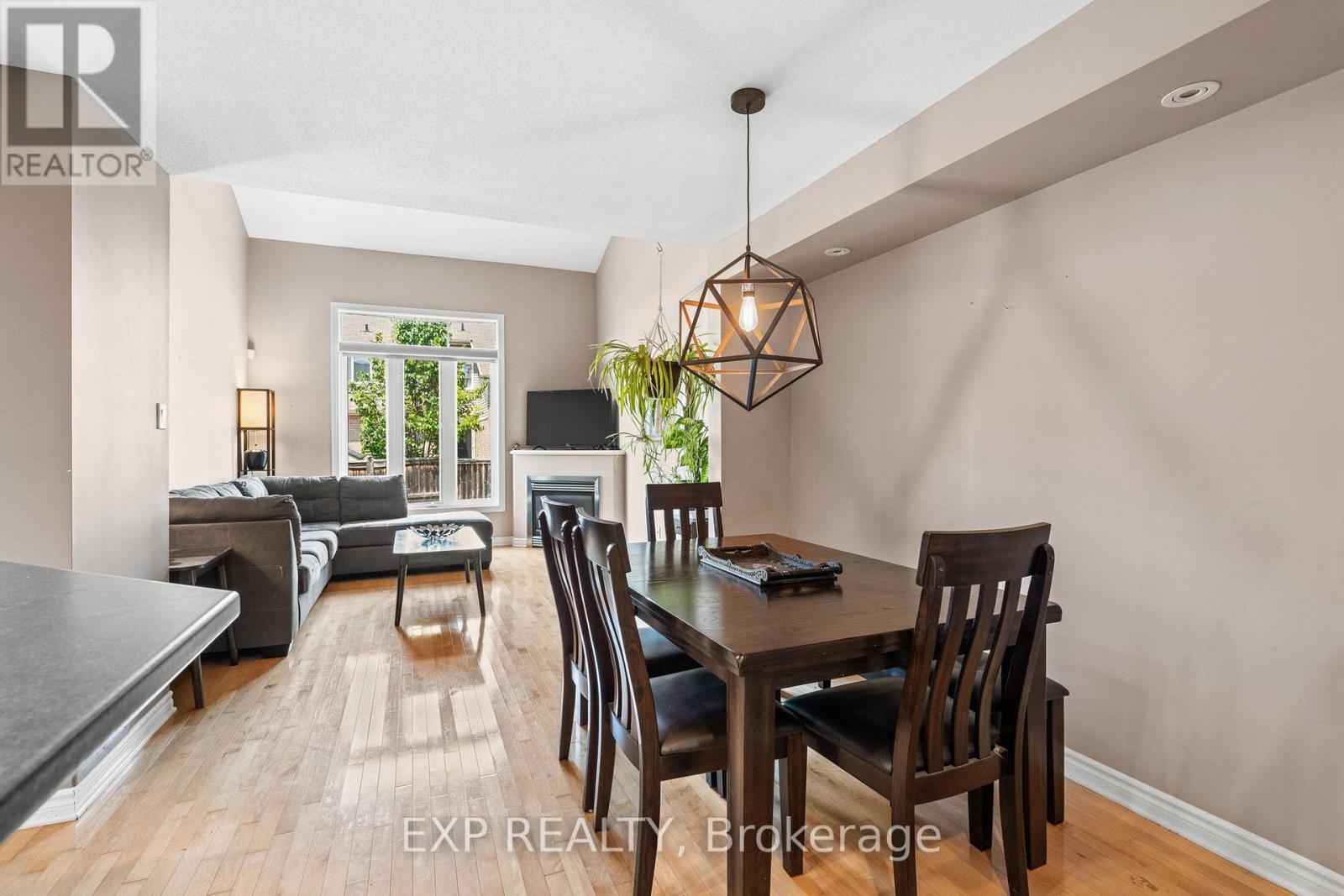 485 Grey Seal Circle, Ottawa, Ontario  K1V 2H7 - Photo 12 - X12427961