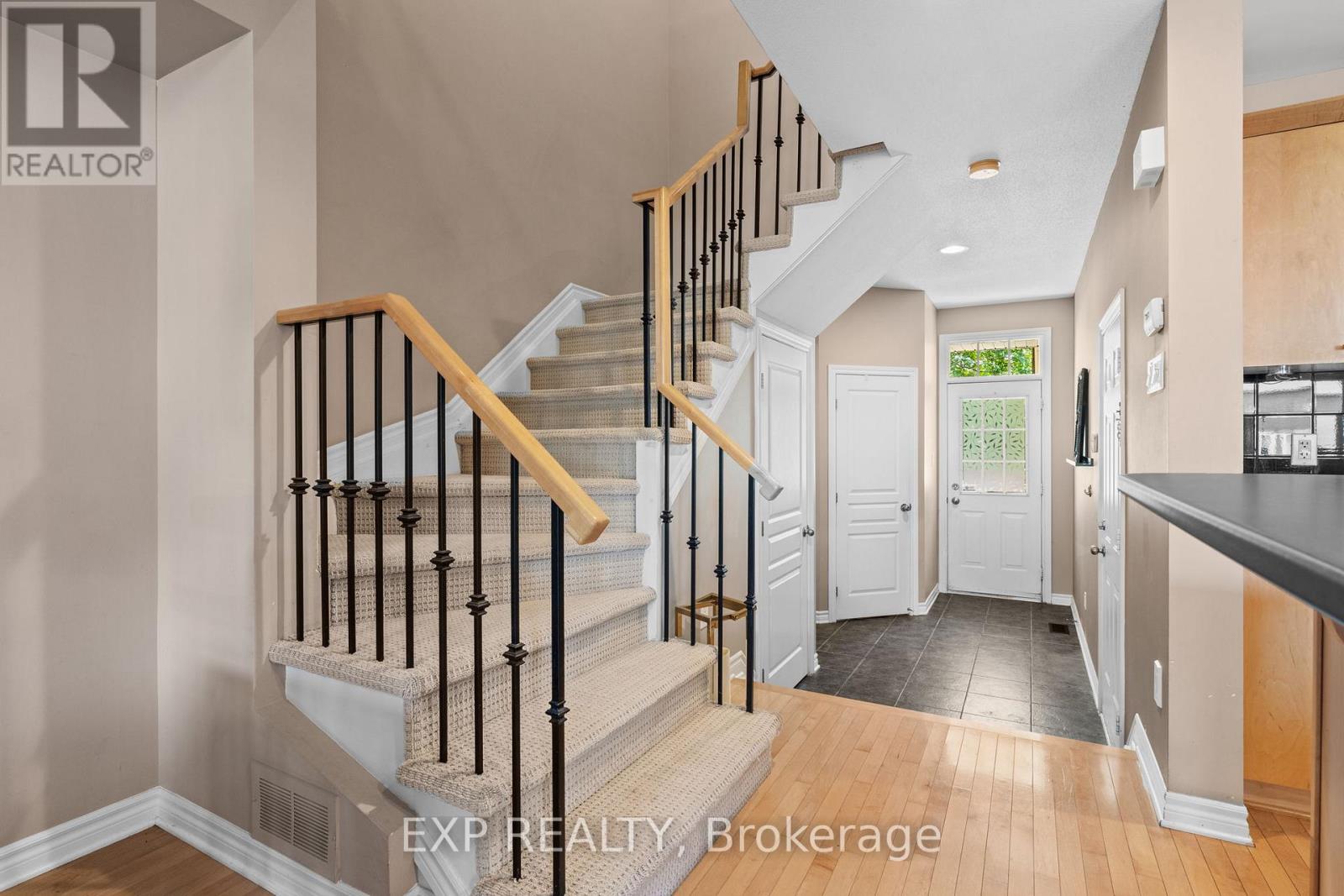 485 Grey Seal Circle, Ottawa, Ontario  K1V 2H7 - Photo 17 - X12427961