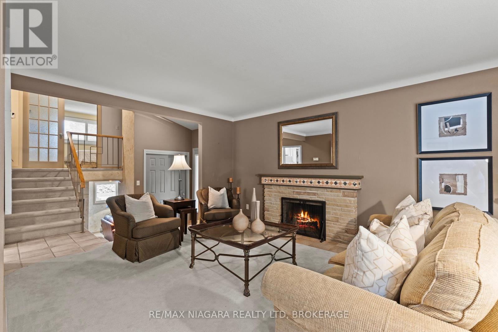 22 Royal York Road, St. Catharines (Lakeshore), Ontario  L2N 2N6 - Photo 11 - X12427958