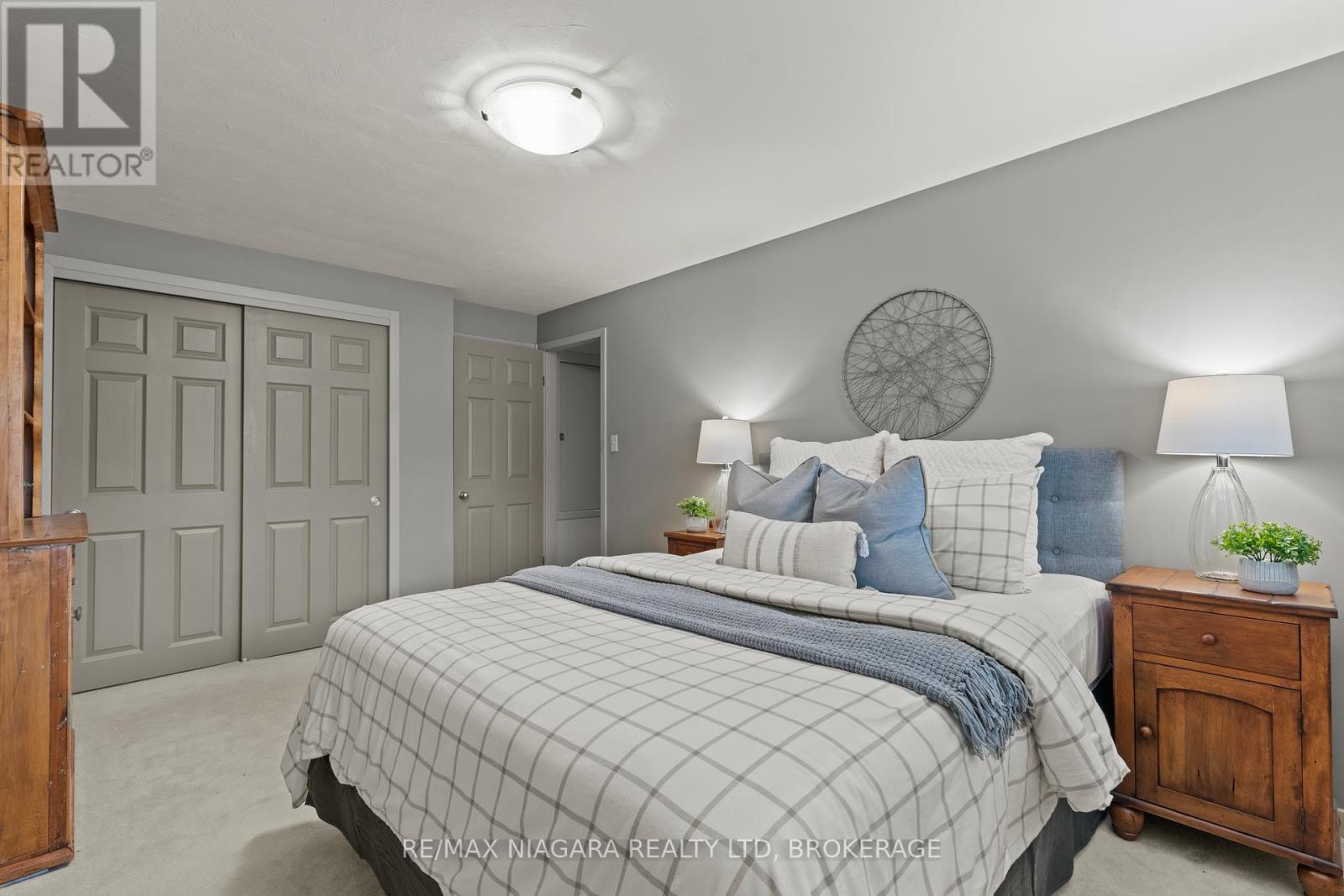 22 Royal York Road, St. Catharines (Lakeshore), Ontario  L2N 2N6 - Photo 24 - X12427958