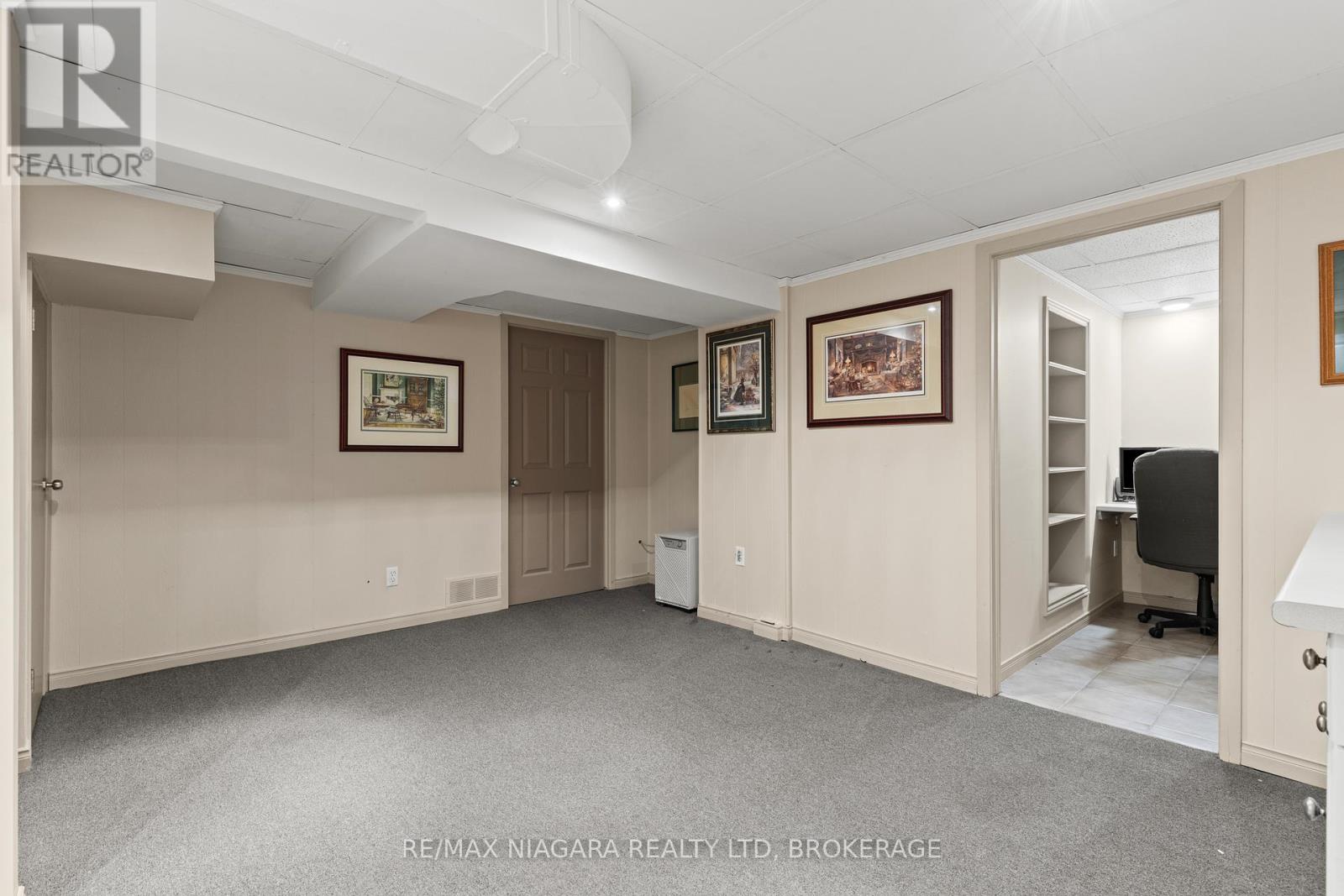 22 Royal York Road, St. Catharines (Lakeshore), Ontario  L2N 2N6 - Photo 37 - X12427958
