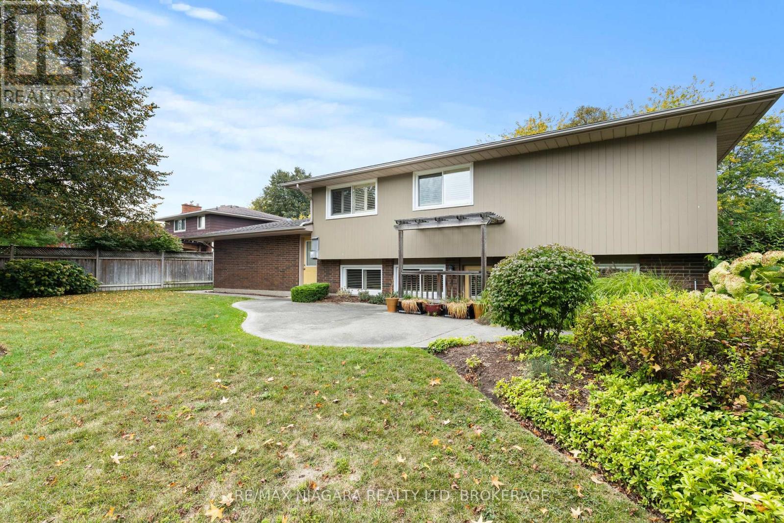 22 Royal York Road, St. Catharines (Lakeshore), Ontario  L2N 2N6 - Photo 39 - X12427958