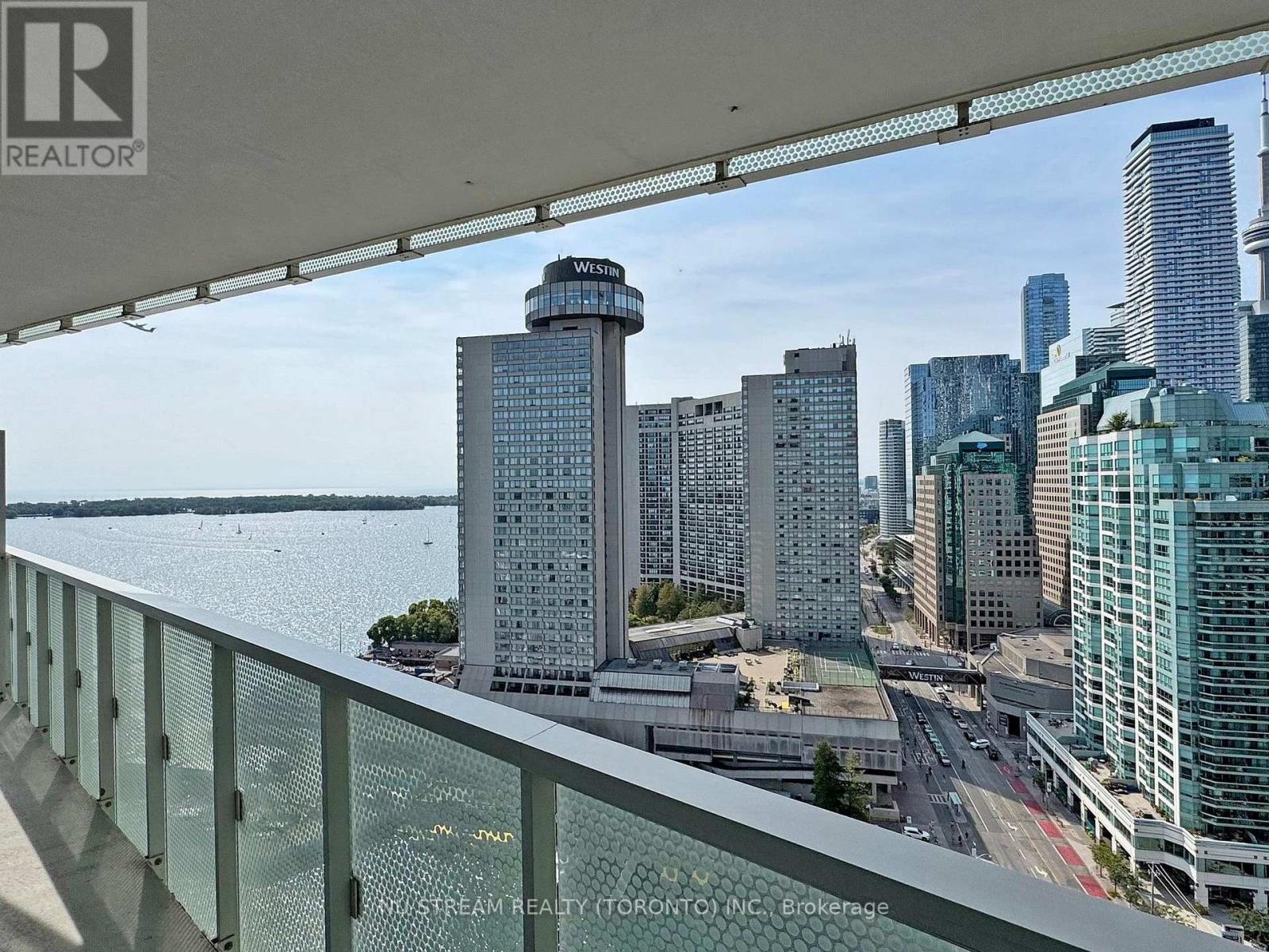 2106 - 15 Queens Quay East Quay E, Toronto, Ontario  M5E 0A5 - Photo 1 - C12427947