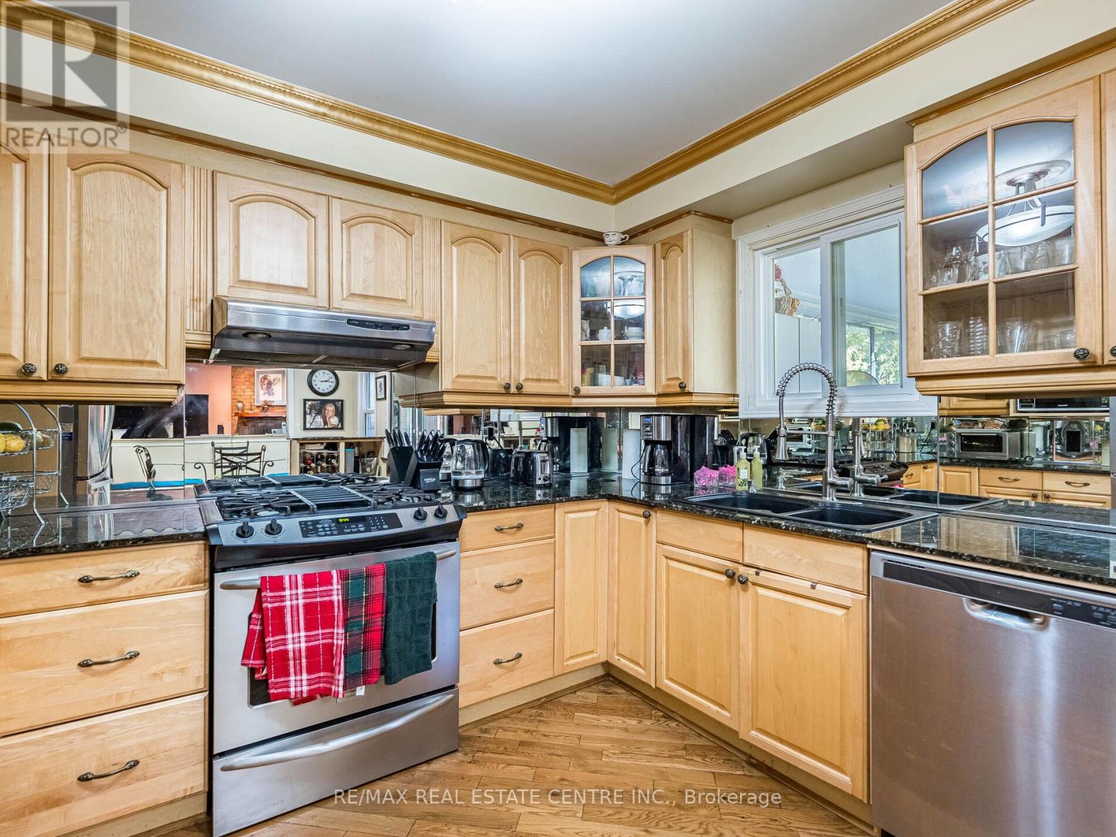 490 Old Harwood Avenue, Ajax, Ontario  L1T 3L1 - Photo 19 - E12427939
