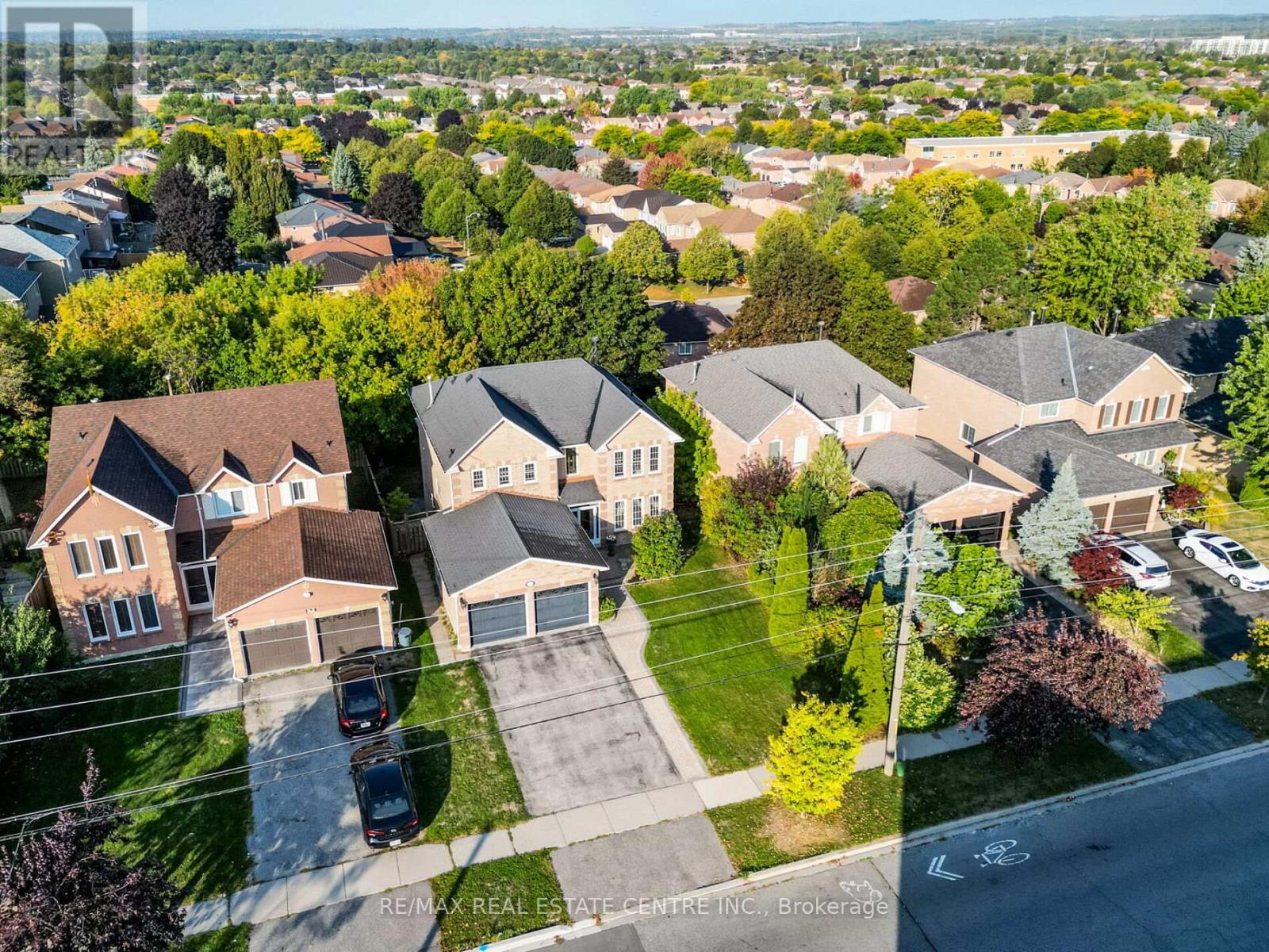 490 Old Harwood Avenue, Ajax, Ontario  L1T 3L1 - Photo 2 - E12427939