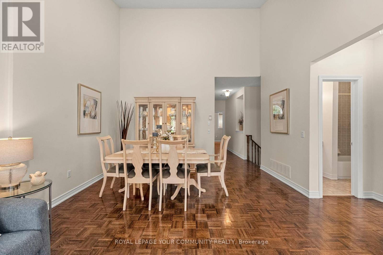 29 Cliveden Place, Markham, Ontario  L6C 2S4 - Photo 6 - N12427920