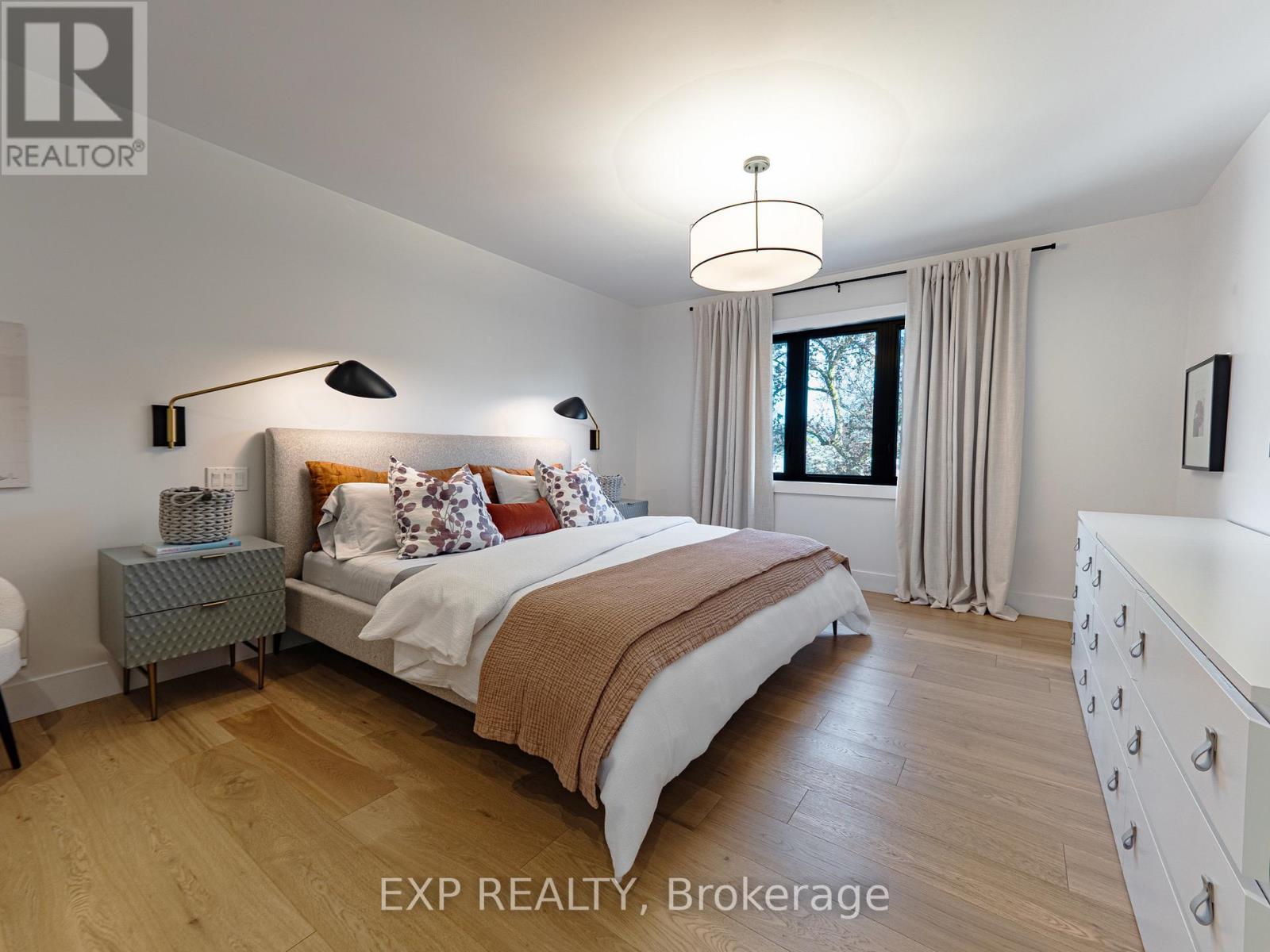 2433 Trevor Drive, Oakville, Ontario  L6L 5C4 - Photo 21 - W12427919