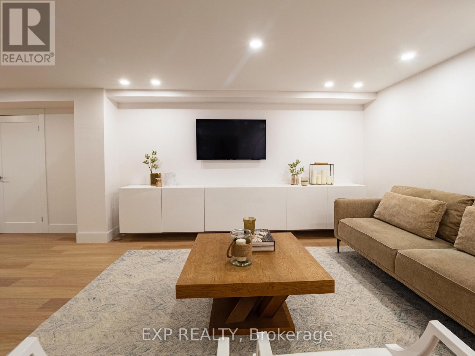 2433 Trevor Drive, Oakville, Ontario  L6L 5C4 - Photo 40 - W12427919