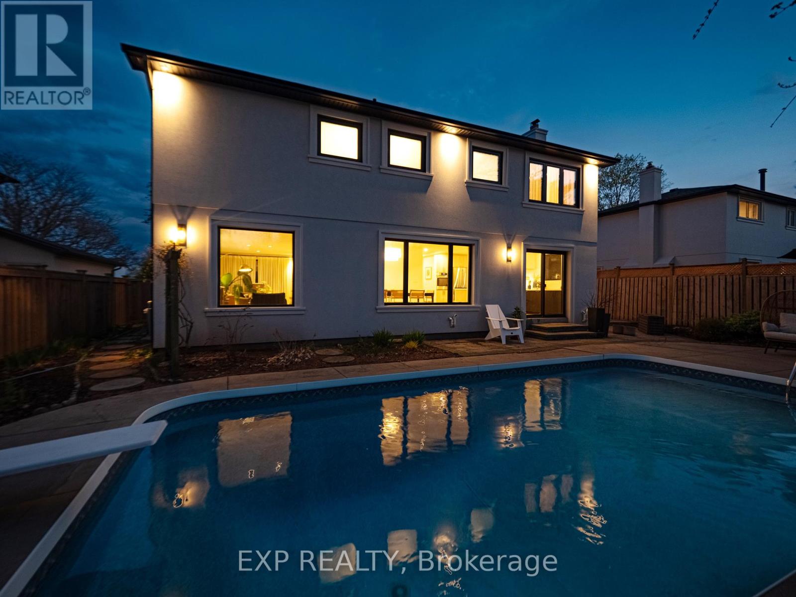 2433 Trevor Drive, Oakville, Ontario  L6L 5C4 - Photo 45 - W12427919