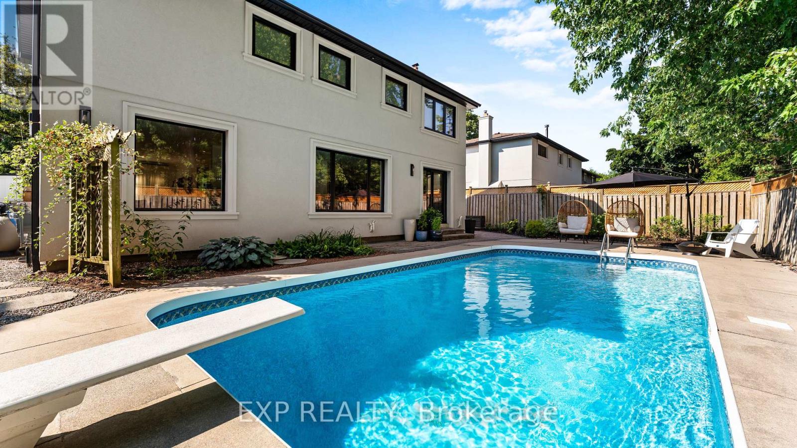2433 Trevor Drive, Oakville, Ontario  L6L 5C4 - Photo 5 - W12427919