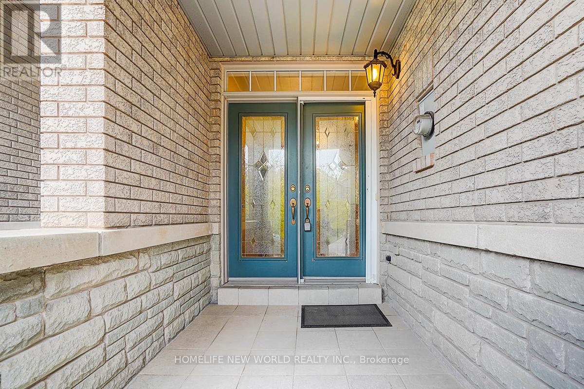 2305 Woodfield Road, Oakville, Ontario  L6H 6Y7 - Photo 3 - W12427921