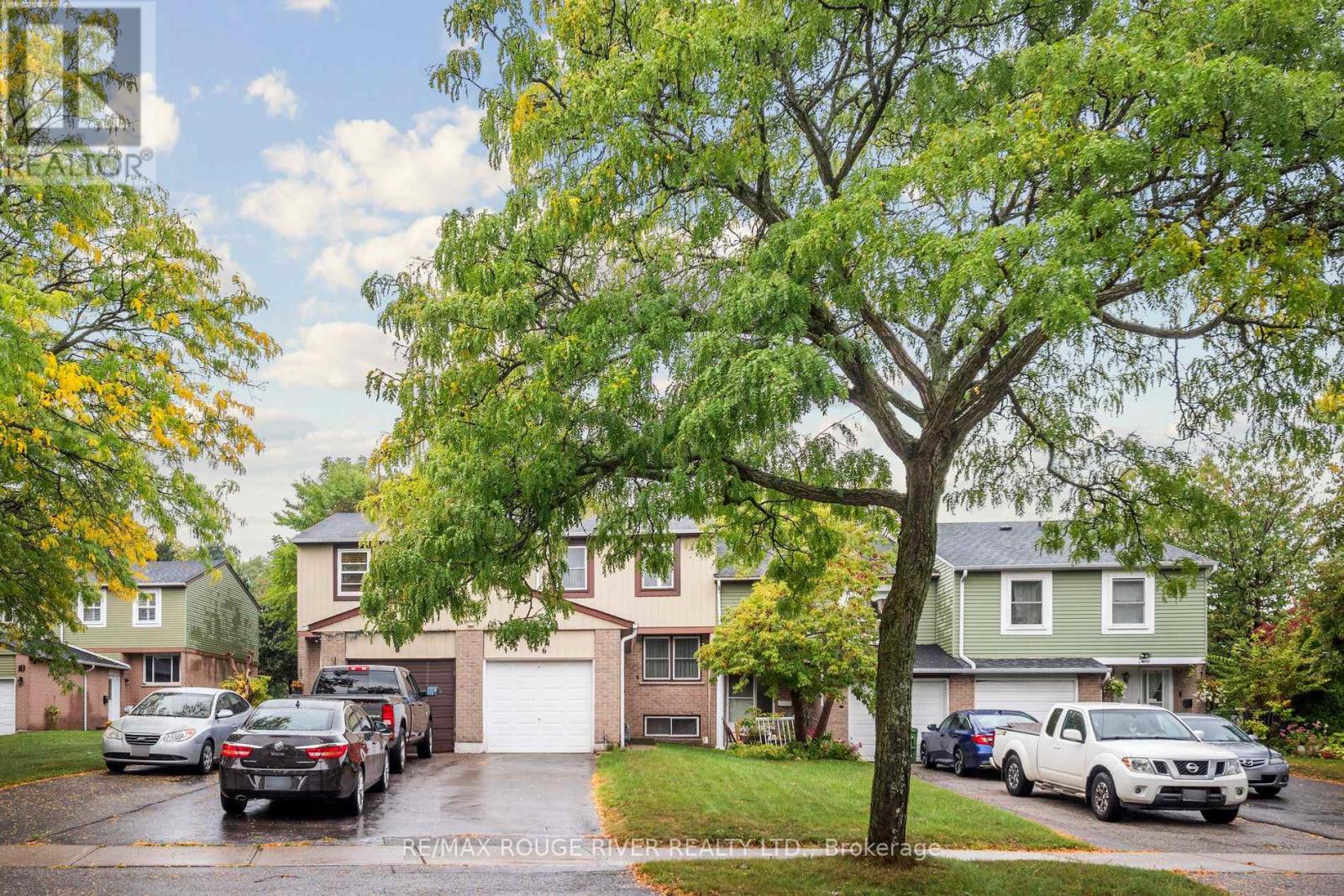 6 SCOTNEY GROVE, Toronto, Ontario