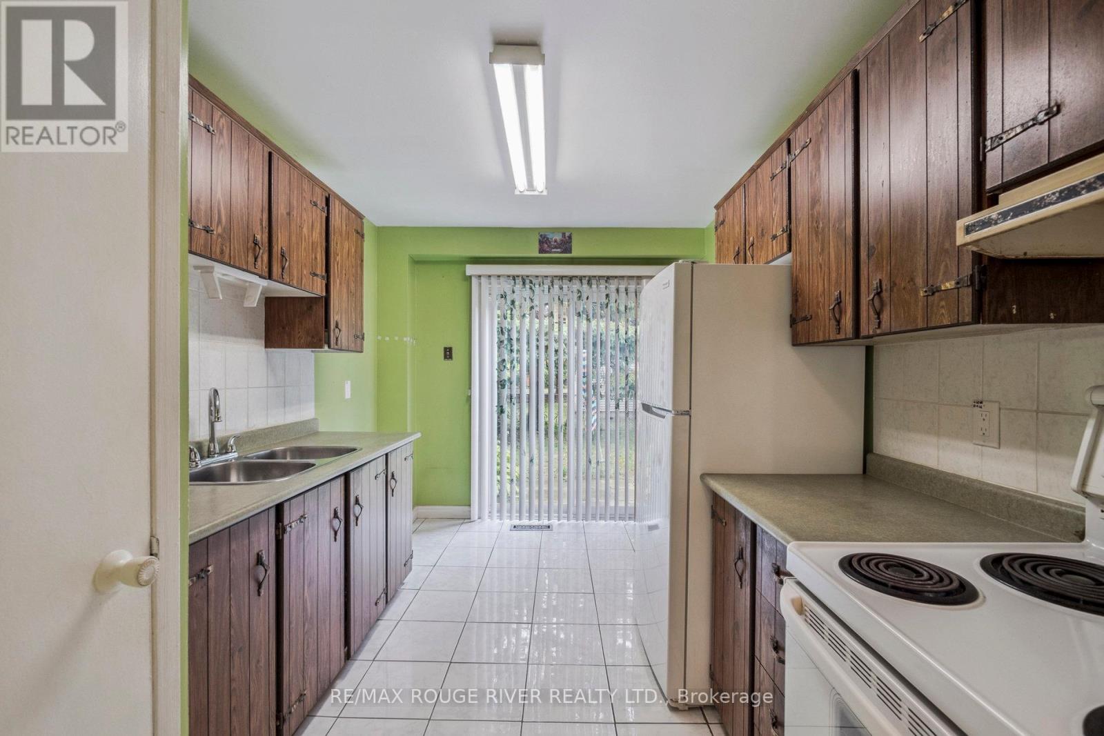 6 Scotney Grove, Toronto, Ontario  M1B 2S4 - Photo 15 - E12427968