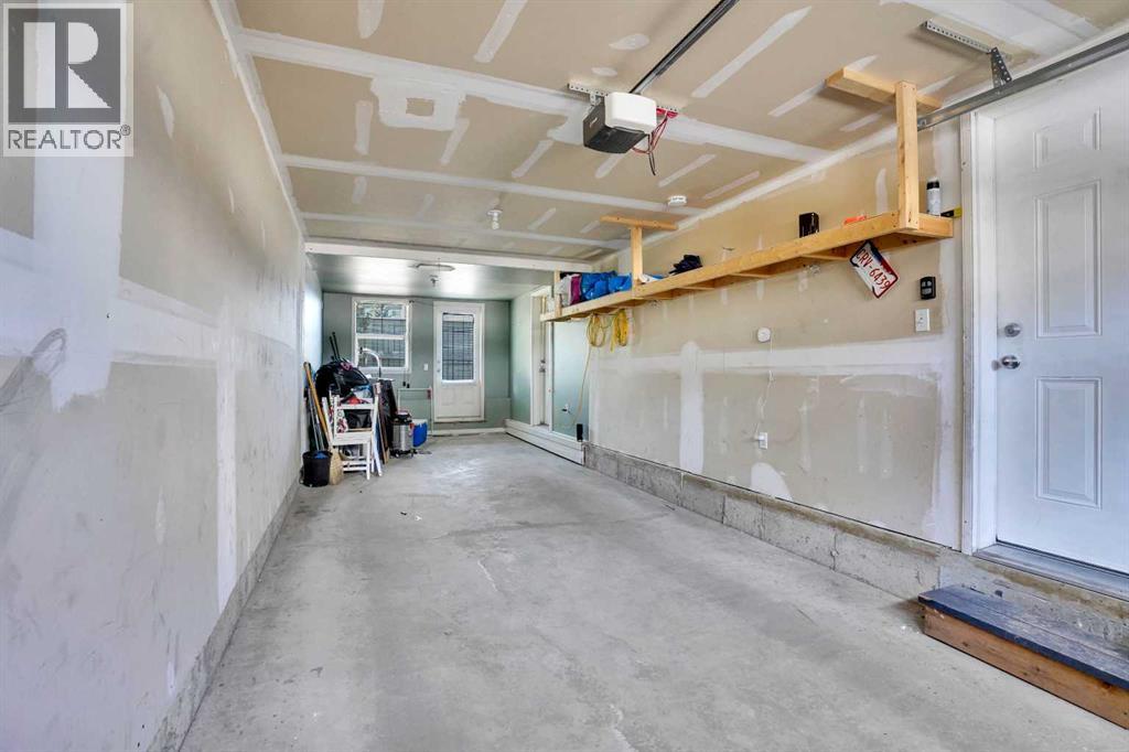 100 New Brighton Point Se, Calgary, Alberta  T2Z 1B8 - Photo 4 - A2259929