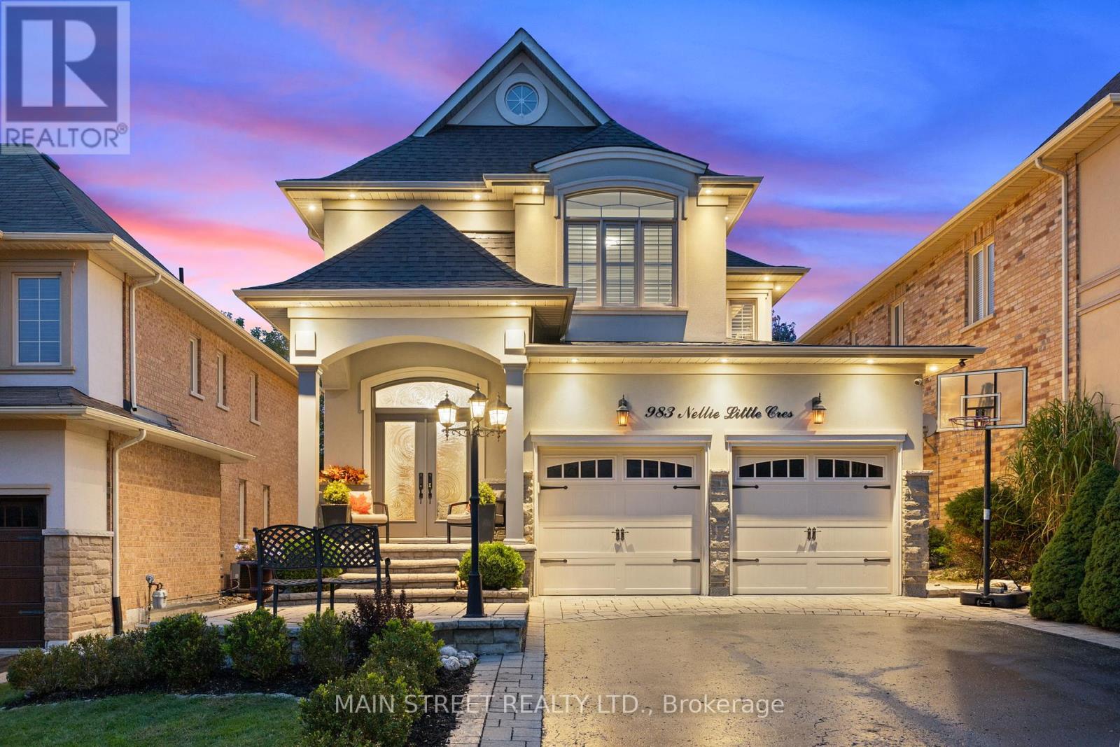 983 NELLIE LITTLE CRESCENT, Newmarket, Ontario