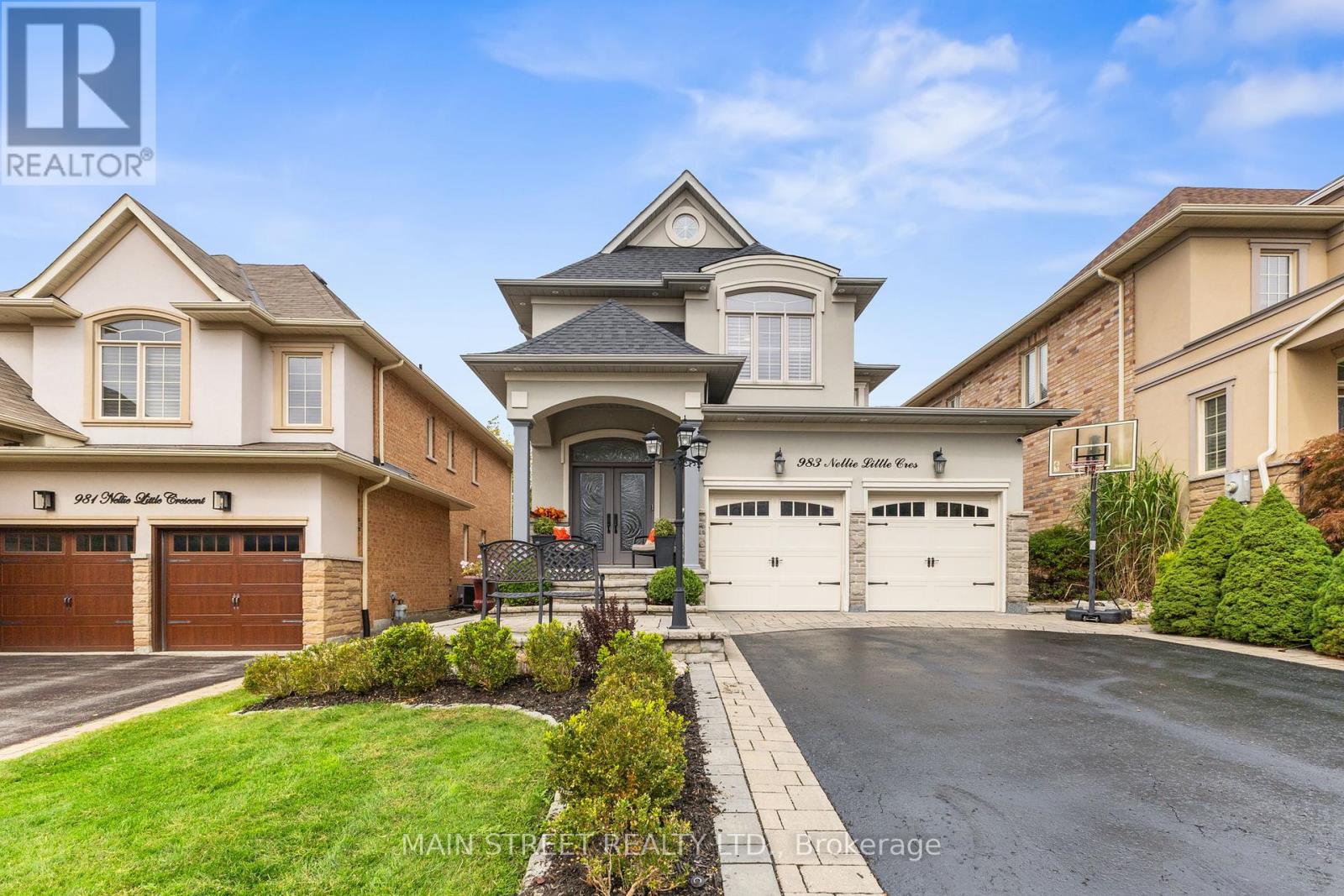 983 Nellie Little Crescent, Newmarket, Ontario  L3X 3E6 - Photo 4 - N12427956