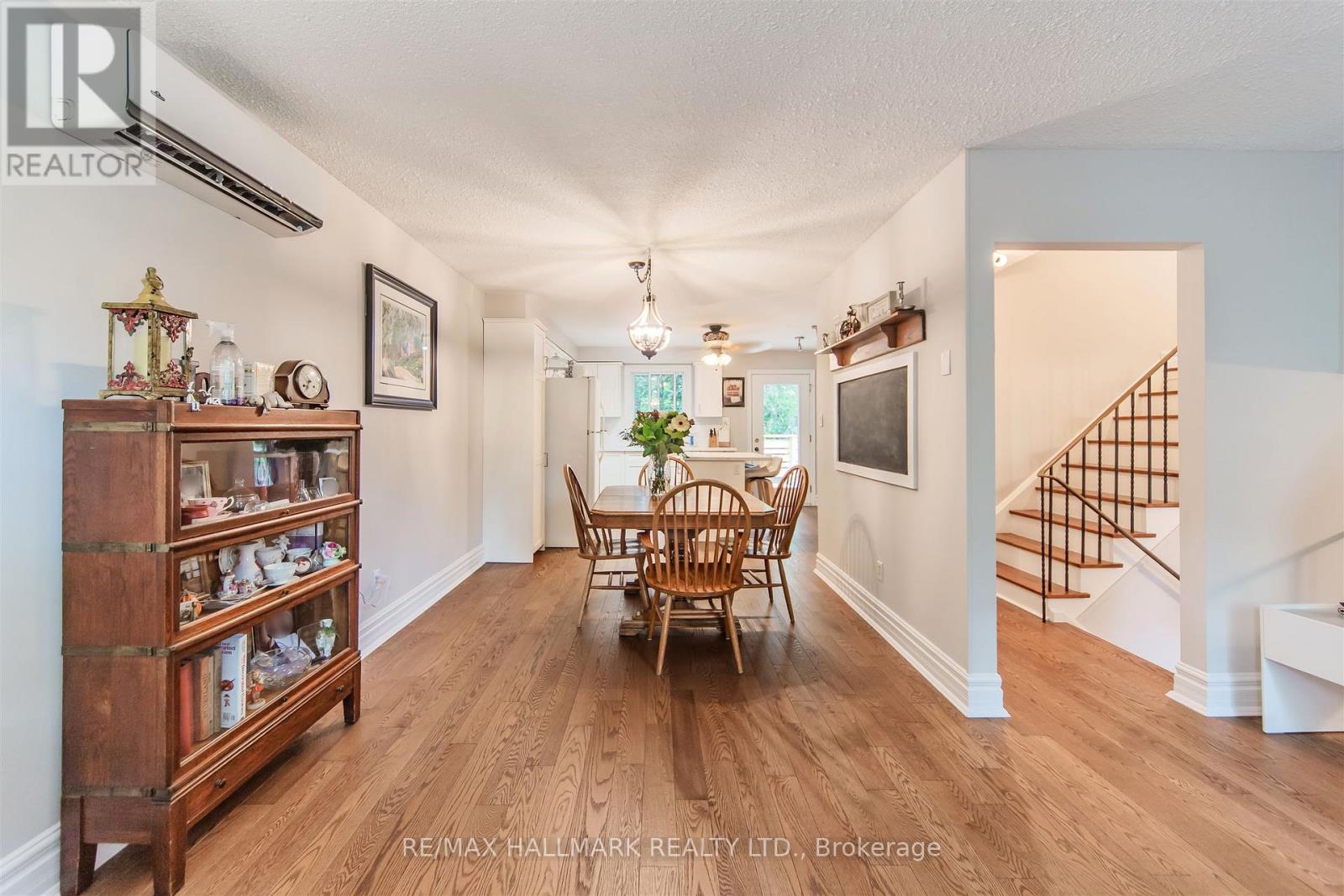 2 Bryan Court, New Tecumseth, Ontario  L0G 1W0 - Photo 13 - N12427963