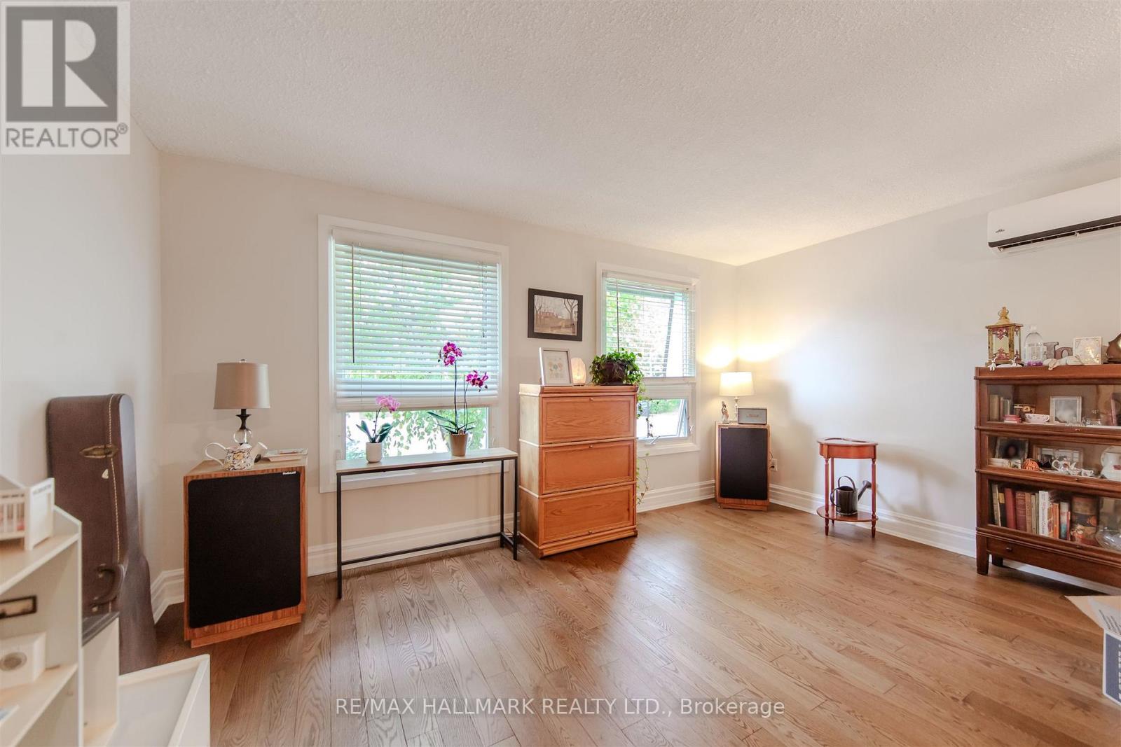2 Bryan Court, New Tecumseth, Ontario  L0G 1W0 - Photo 19 - N12427963