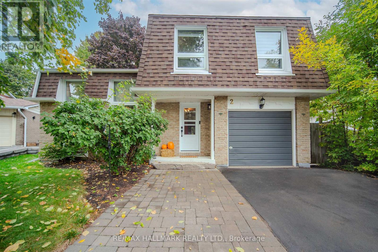 2 Bryan Court, New Tecumseth, Ontario  L0G 1W0 - Photo 2 - N12427963