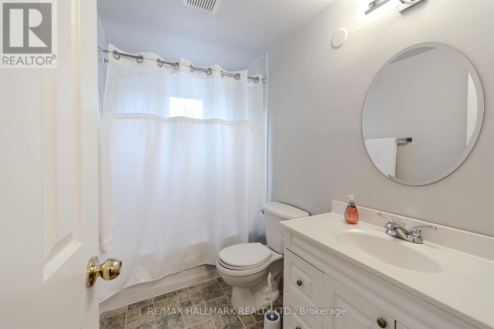 2 Bryan Court, New Tecumseth, Ontario  L0G 1W0 - Photo 28 - N12427963