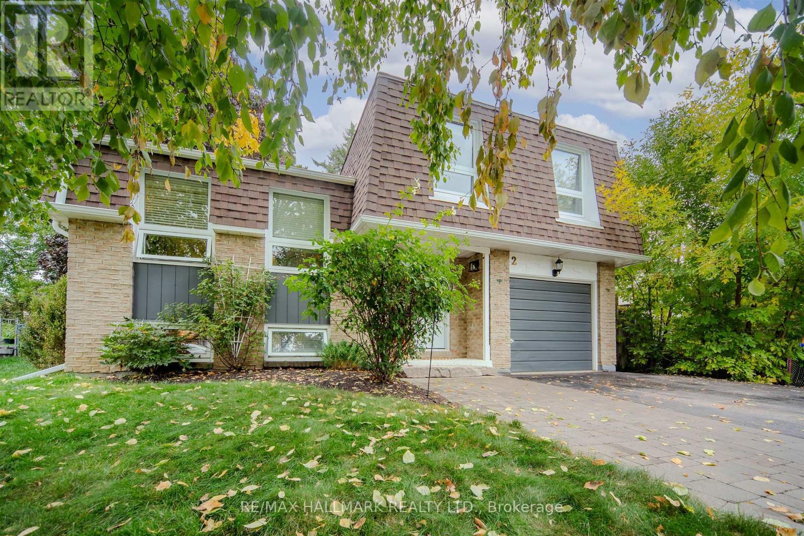 2 Bryan Court, New Tecumseth, Ontario  L0G 1W0 - Photo 3 - N12427963