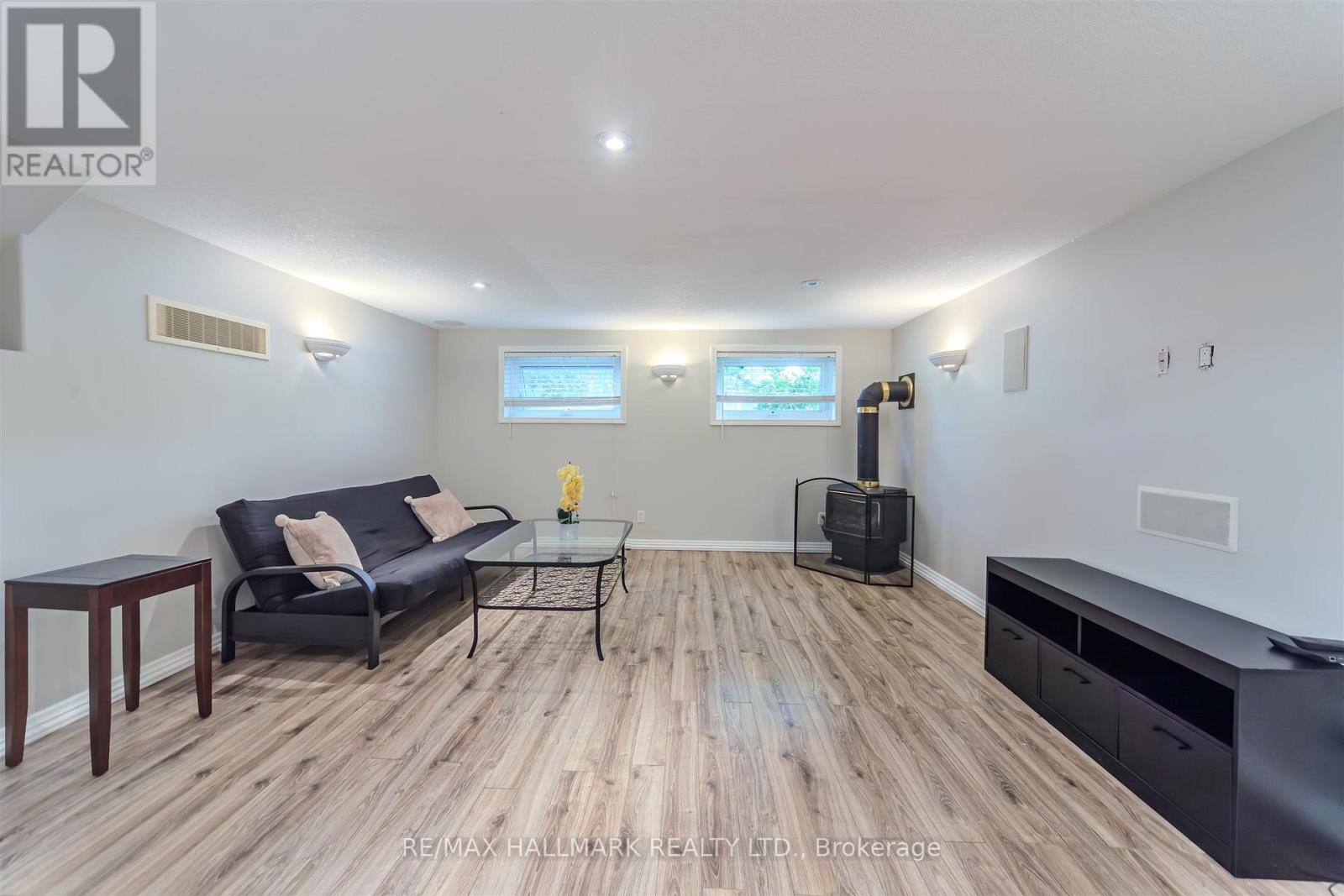 2 Bryan Court, New Tecumseth, Ontario  L0G 1W0 - Photo 30 - N12427963