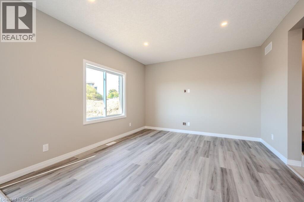 427 Woolwich Street, Waterloo, Ontario  N2K 0E8 - Photo 6 - 40773626