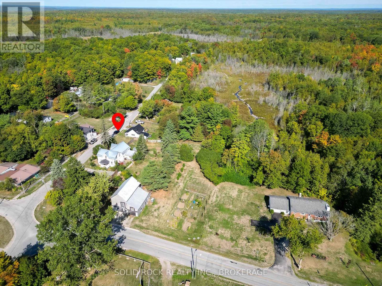 108 Queen Street, Tweed, Ontario  K0L 2L0 - Photo 3 - X12427991