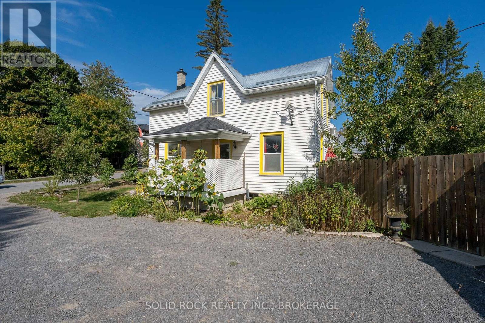 108 Queen Street, Tweed, Ontario  K0L 2L0 - Photo 7 - X12427991