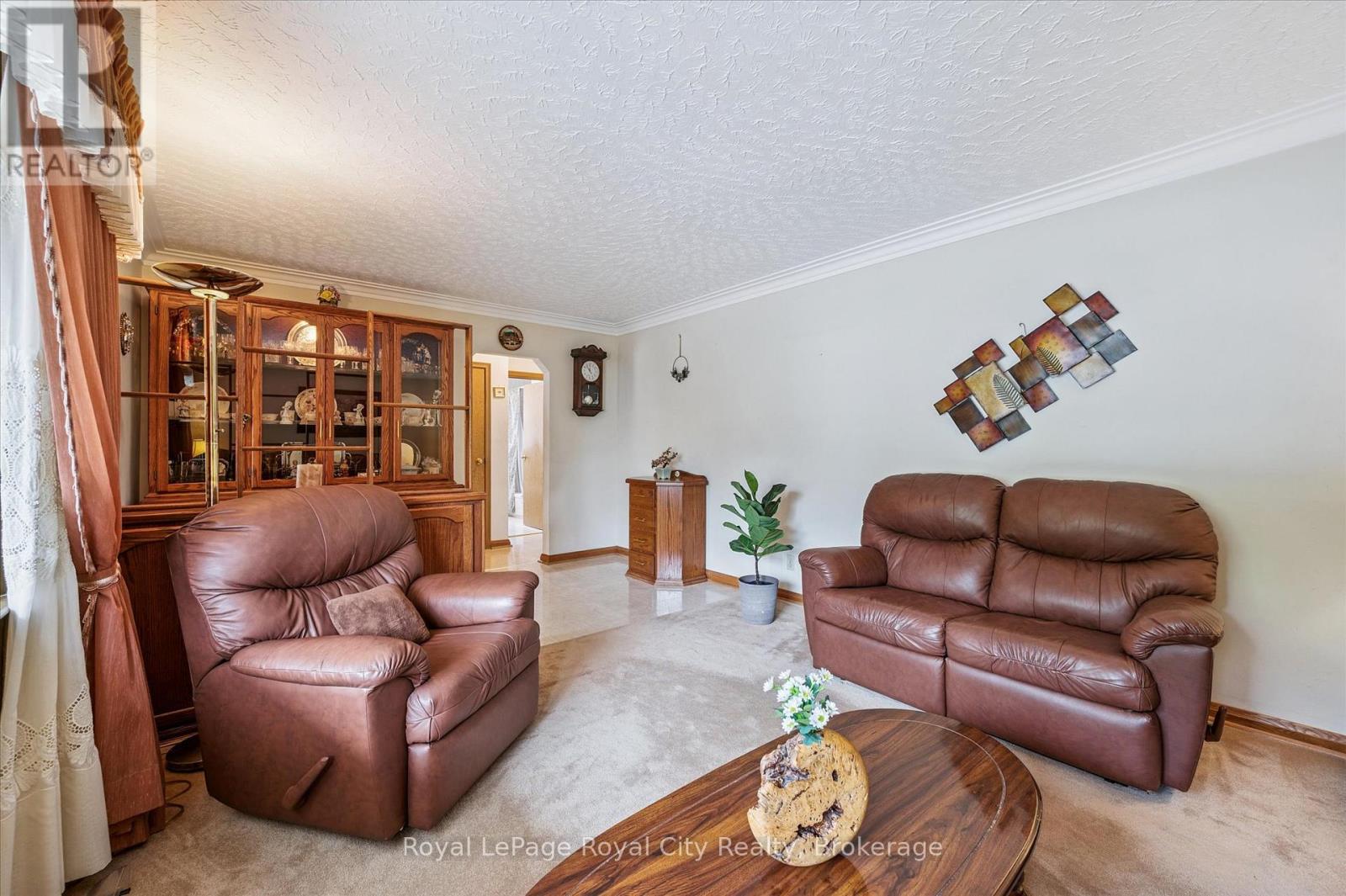 133 Emma Street, Guelph, Ontario  N1E 1V2 - Photo 10 - X12427972